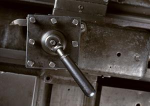 ハンドパレットの選び方と活用法：物流効率を最大化するための完全ガイド